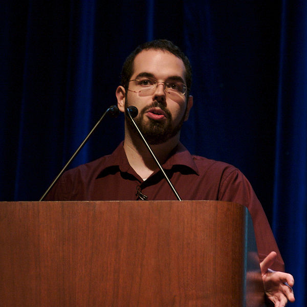 Eliezer Yudkowsky delivering a speech.