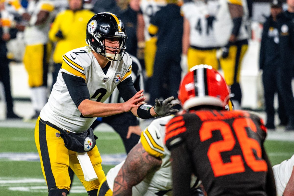 Pittsburgh Steelers QB Mason Rudolph under center in a 2019 game against the rival Cleveland Browns. Rudolph will start this Sat. Dec. 23 in the Steelers game against the Cincinnati Bengals.